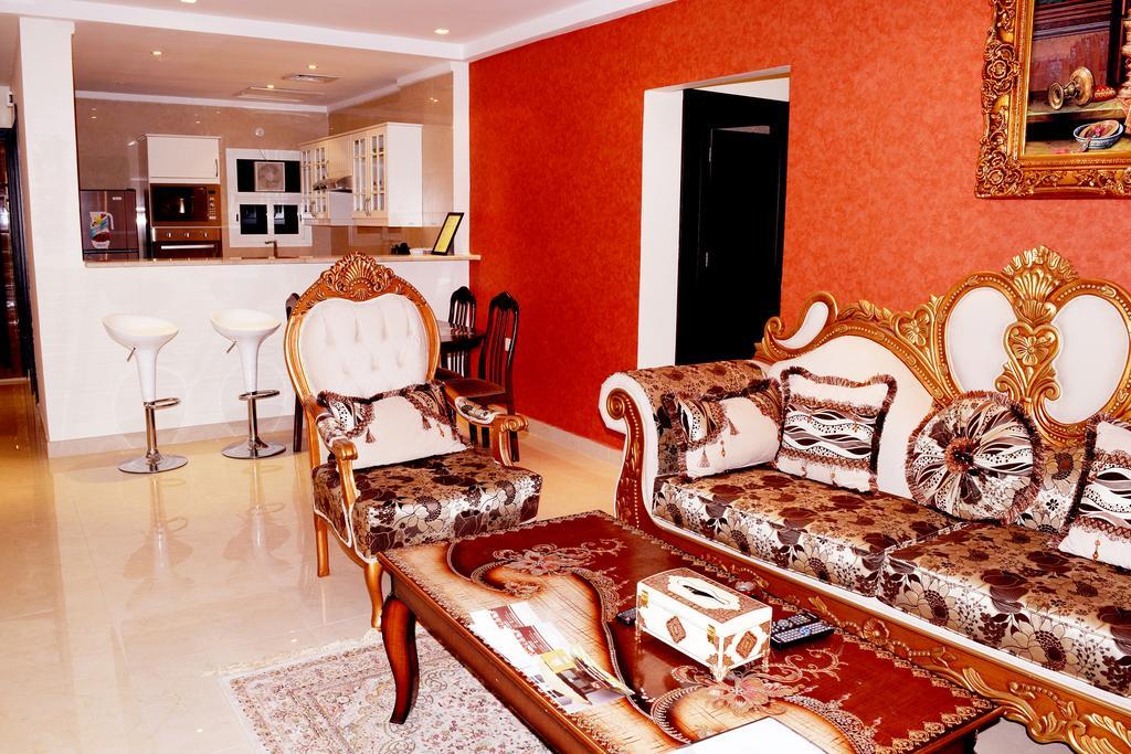 Leaders Plaza Apartments Kuwait City Rum bild