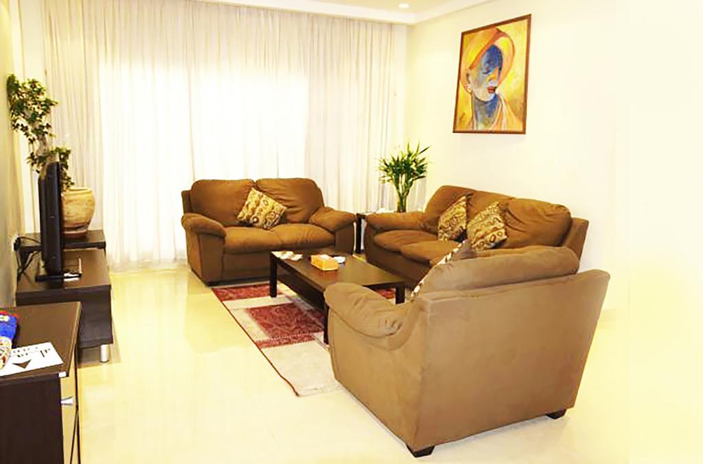 Leaders Plaza Apartments Kuwait City Exteriör bild