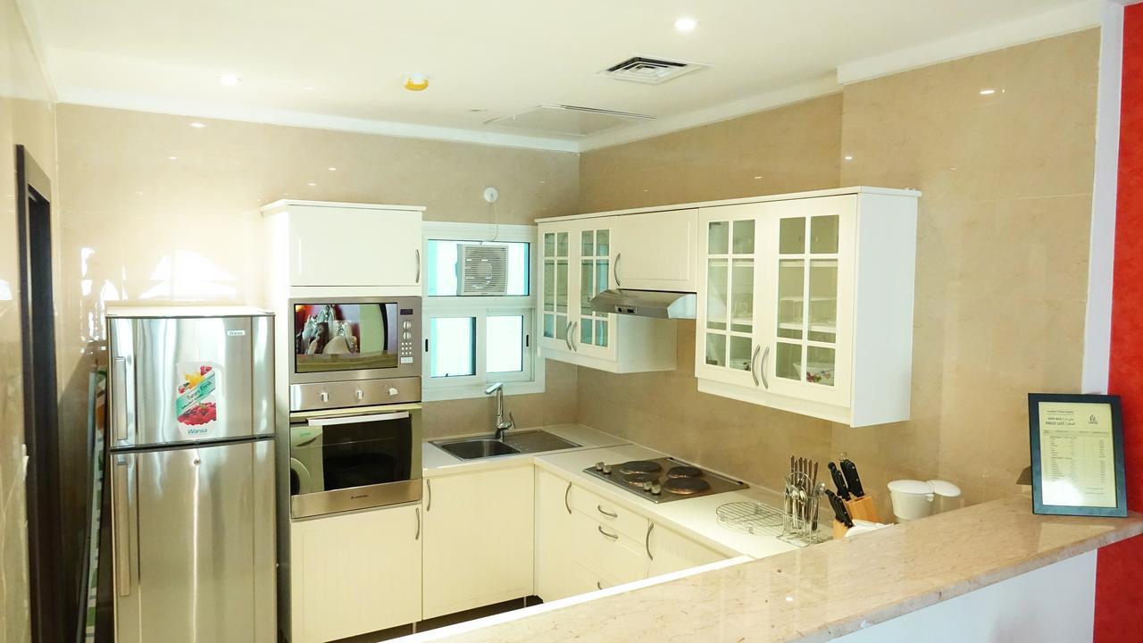 Leaders Plaza Apartments Kuwait City Exteriör bild