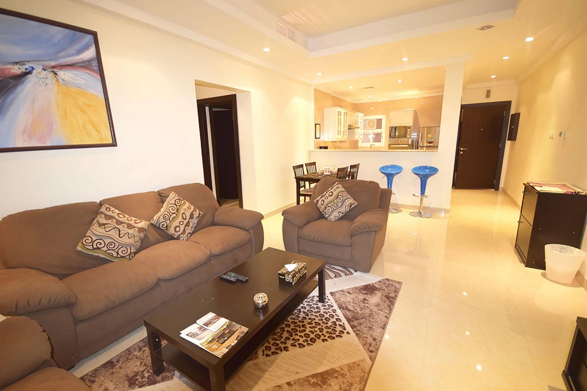 Leaders Plaza Apartments Kuwait City Exteriör bild