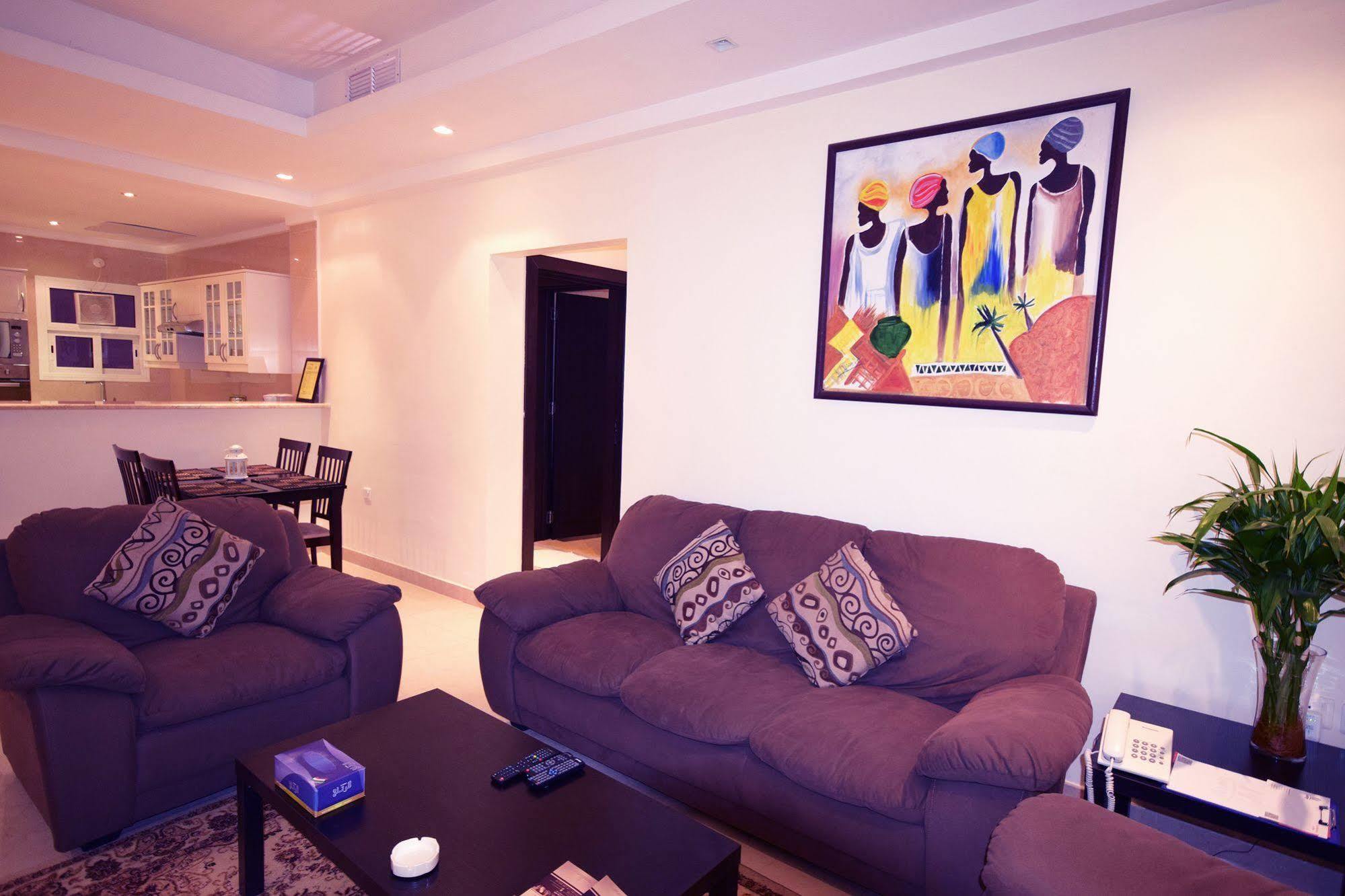 Leaders Plaza Apartments Kuwait City Exteriör bild