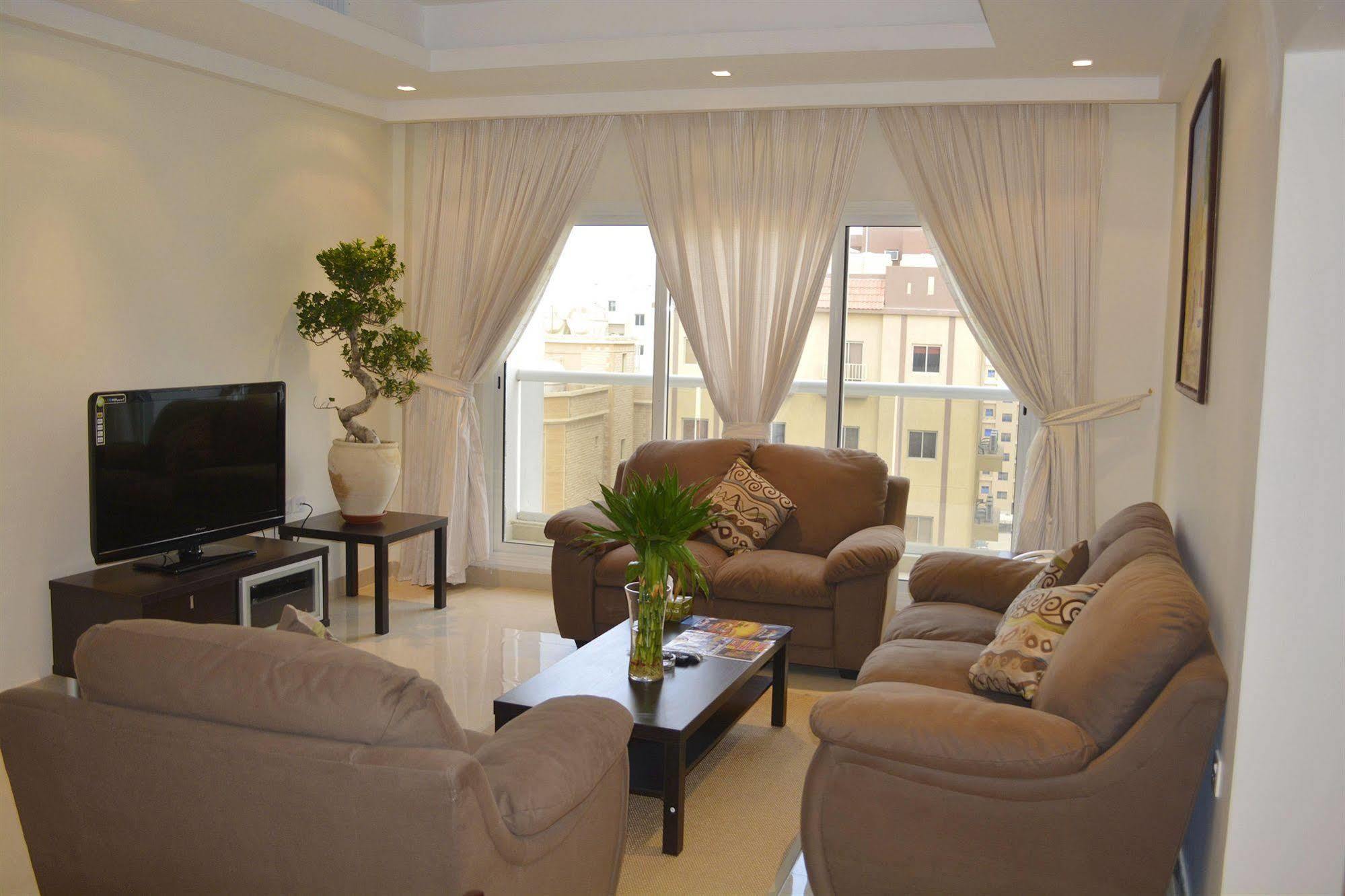 Leaders Plaza Apartments Kuwait City Exteriör bild