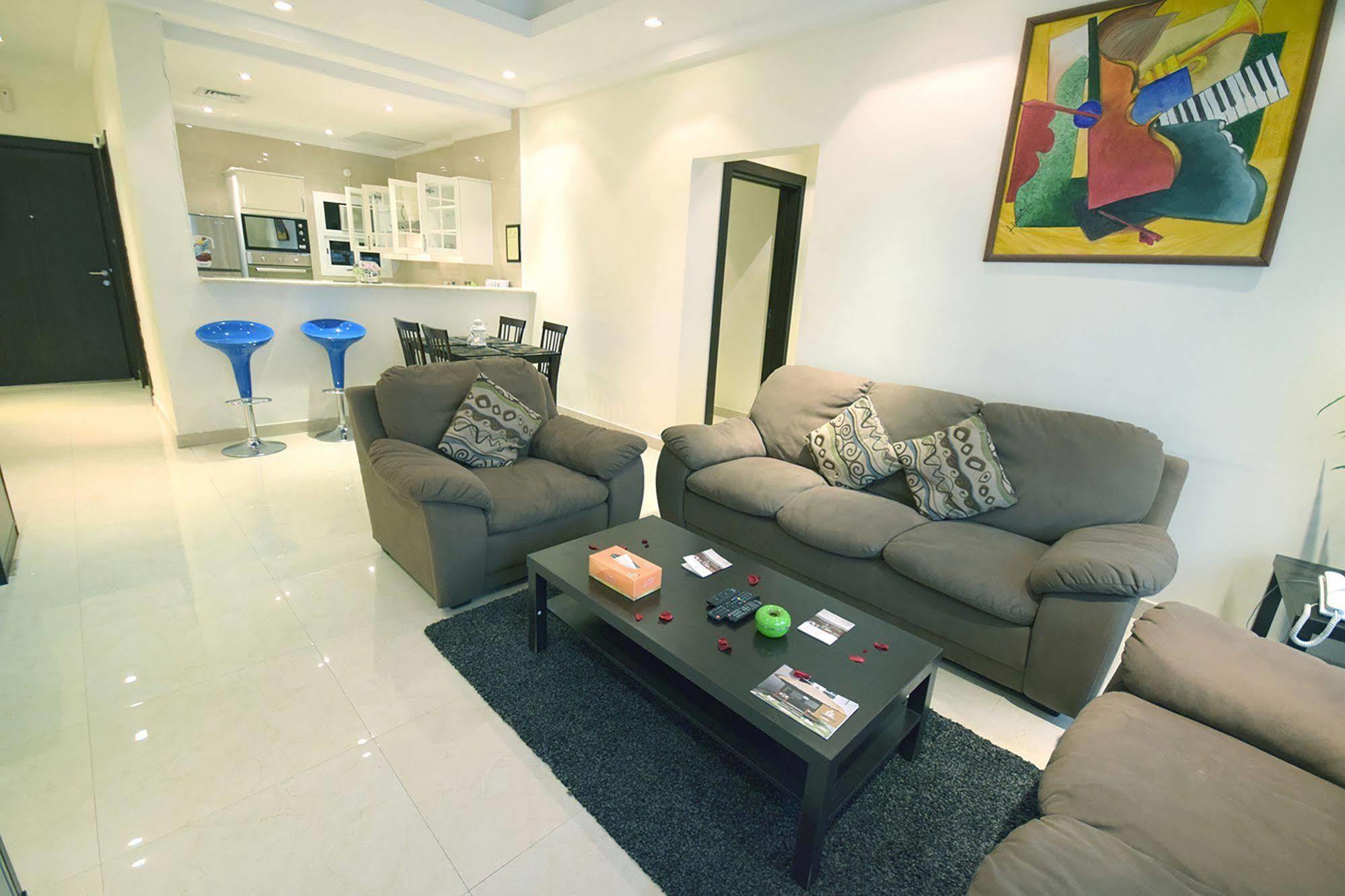 Leaders Plaza Apartments Kuwait City Exteriör bild